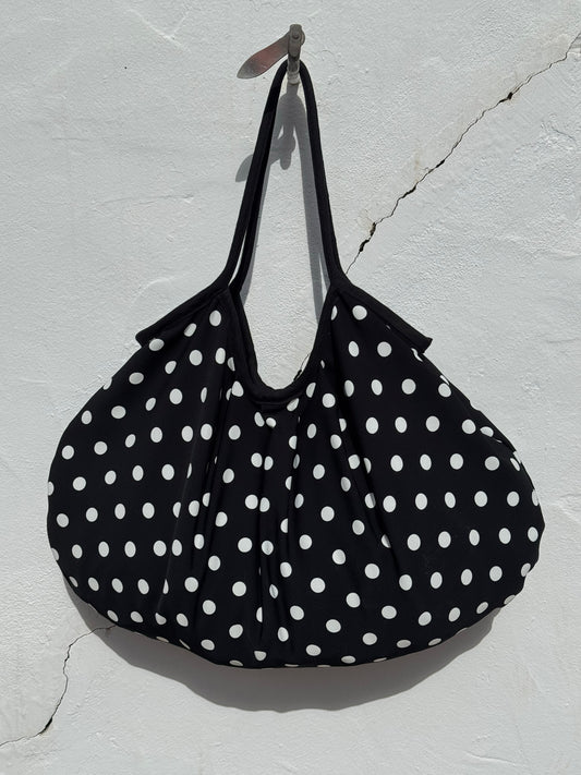 Grandma bag. Black polka dot